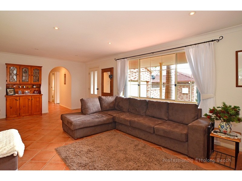 2/76 Rickard  Road, Empire Bay NSW 2257