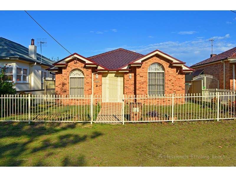 10 Myall Street, Ettalong Beach NSW 2257