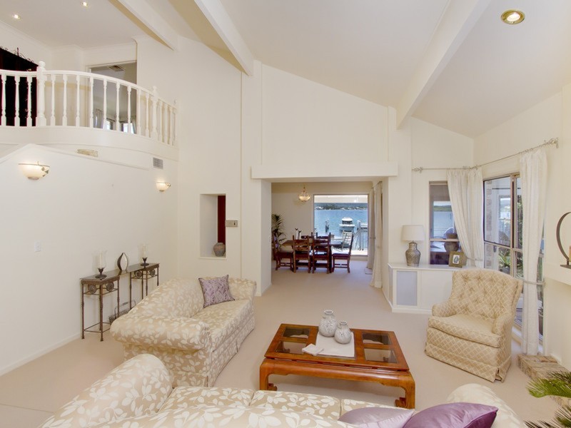 39 Nautilus Crescent, St Huberts Island NSW 2257