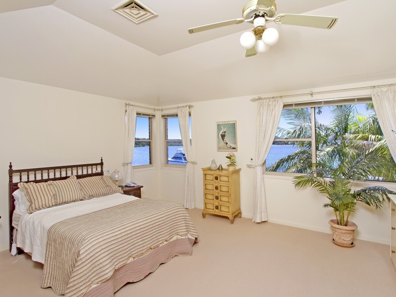 39 Nautilus Crescent, St Huberts Island NSW 2257