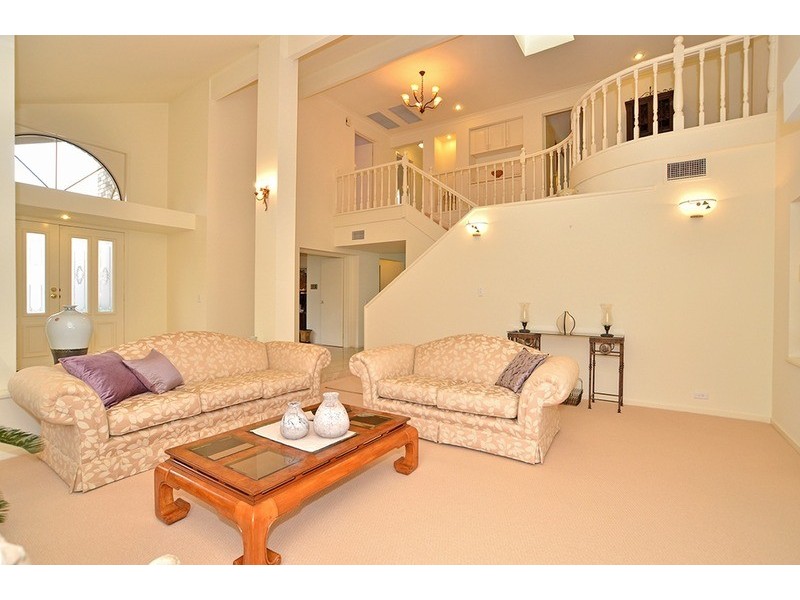 39 Nautilus Crescent, St Huberts Island NSW 2257