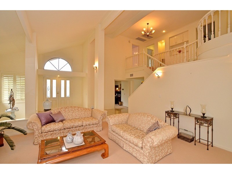 39 Nautilus Crescent, St Huberts Island NSW 2257