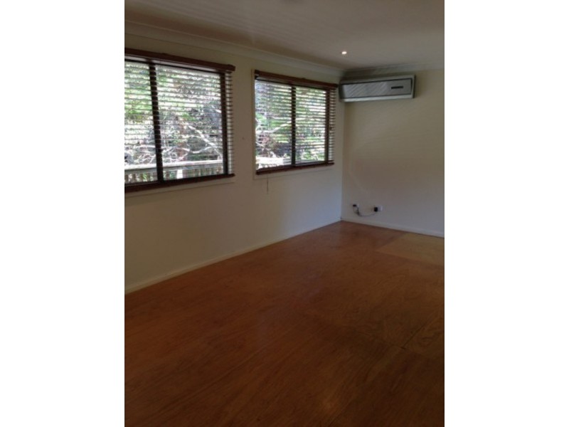 35 Castle Circuit, Umina Beach NSW 2257