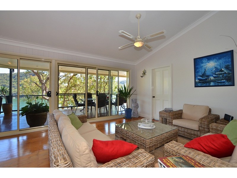 102 Taylor Street, Woy Woy Bay NSW 2256