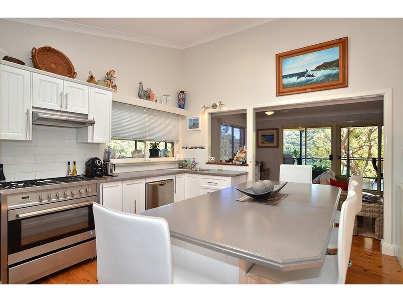 102 Taylor Street, Woy Woy Bay NSW 2256