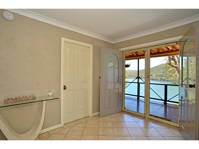 102 Taylor Street, Woy Woy Bay NSW 2256