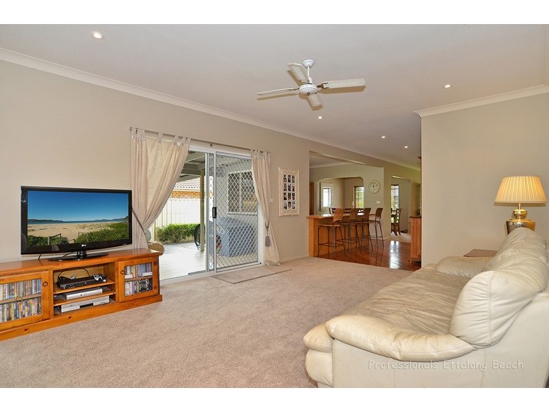 13 Angler Street, Woy Woy NSW 2256