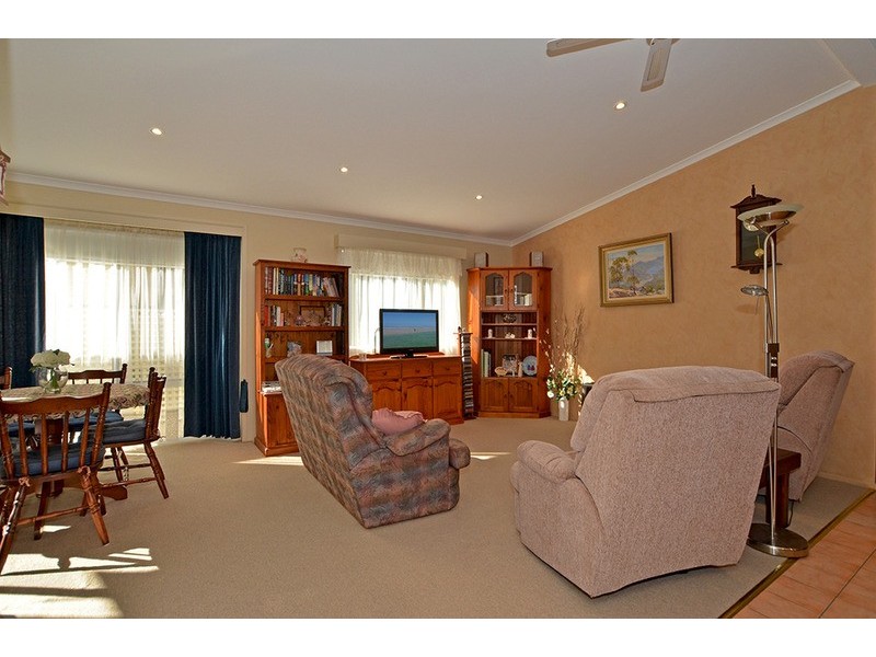 341/57 Empire Bay Drive, Kincumber NSW 2251