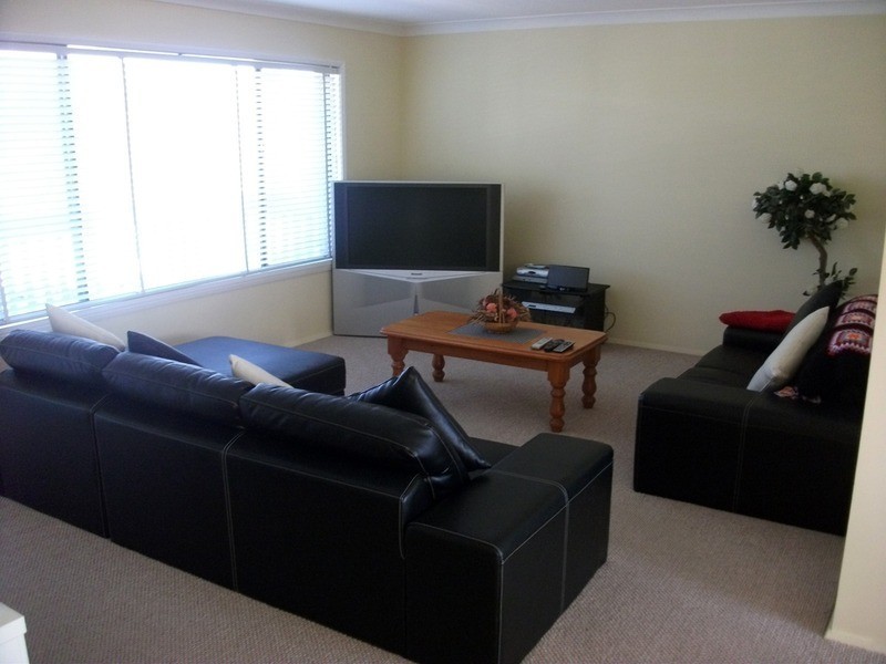 83 Helmsman Boulevard, St Huberts Island NSW 2257