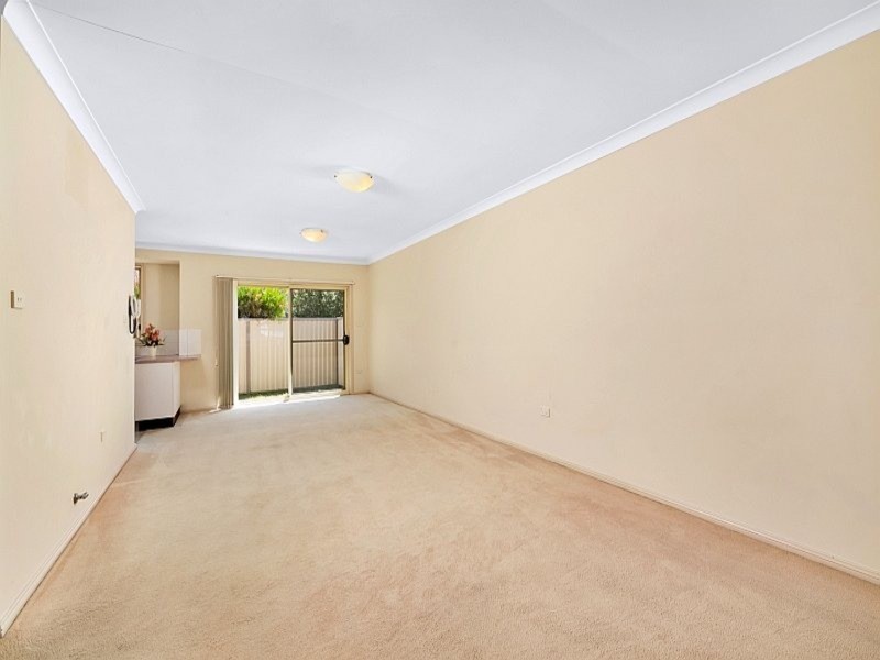 8/12 Hillview Street, Woy Woy NSW 2256