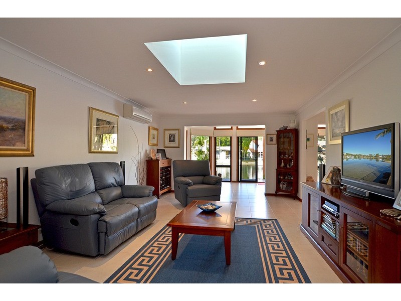 13 Salacia Close, St Huberts Island NSW 2257