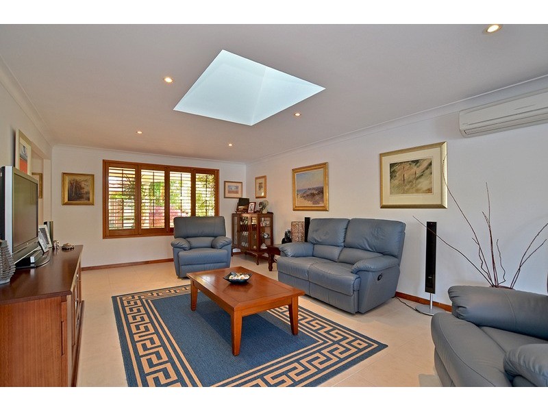 13 Salacia Close, St Huberts Island NSW 2257
