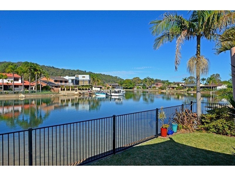 13 Salacia Close, St Huberts Island NSW 2257