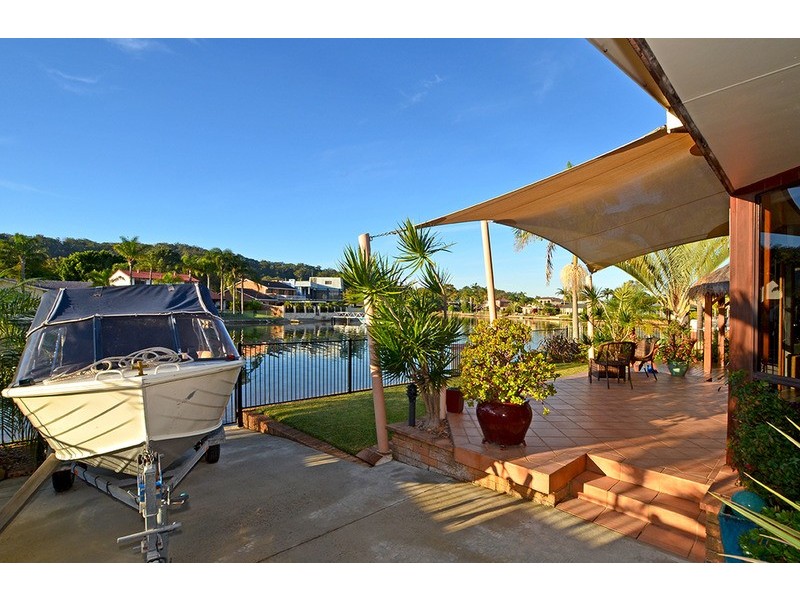 13 Salacia Close, St Huberts Island NSW 2257