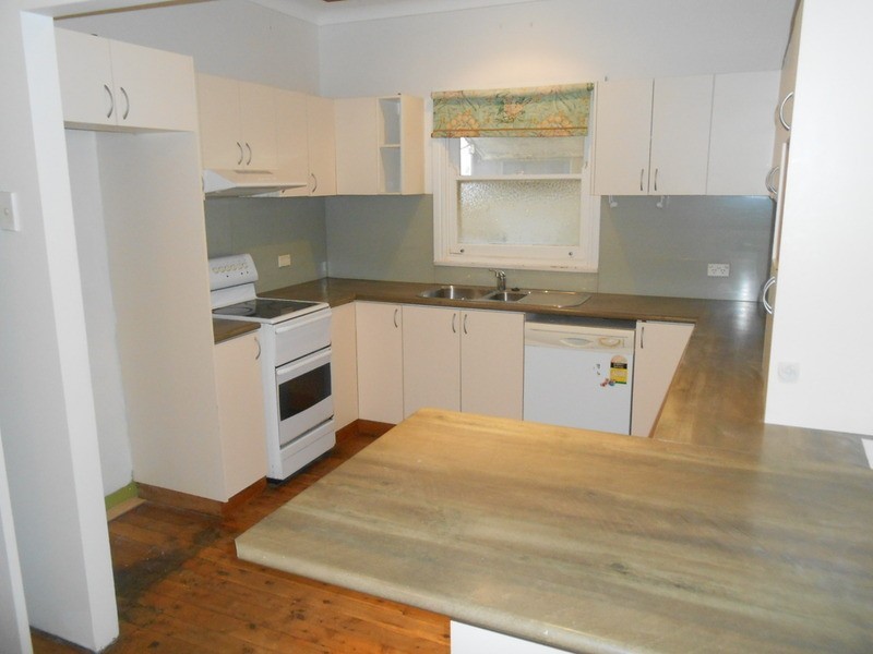 3 Beach Street, Ettalong Beach NSW 2257