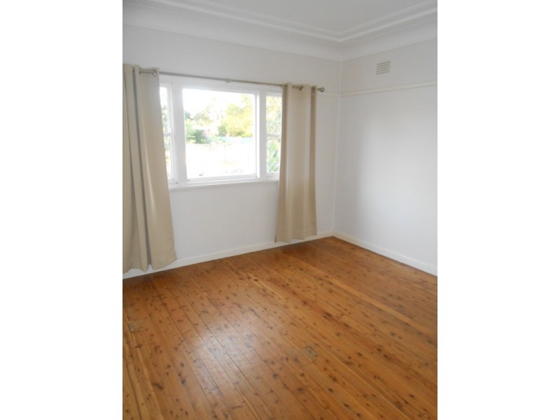 3 Beach Street, Ettalong Beach NSW 2257