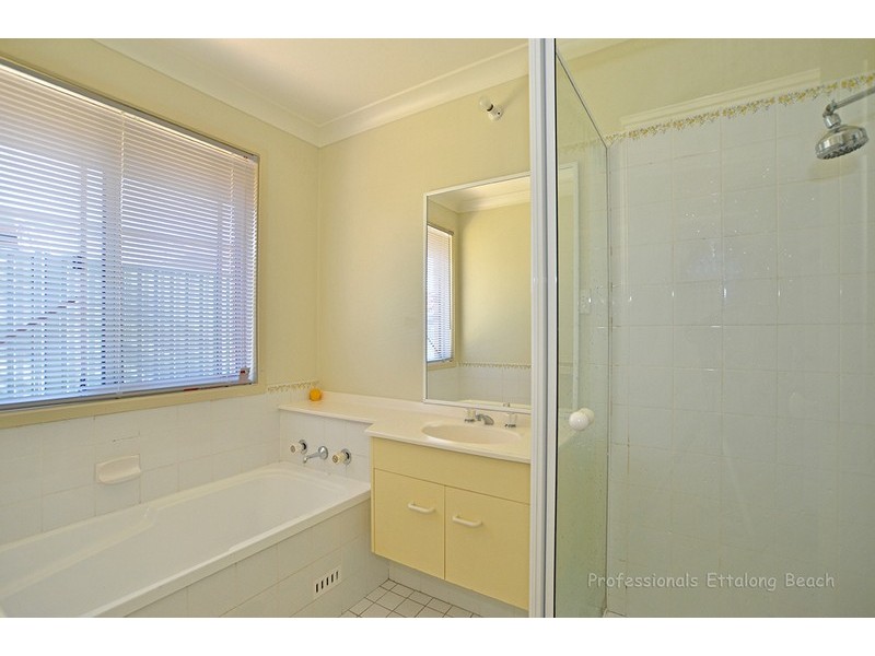 202 Langford Drive, Kariong NSW 2250