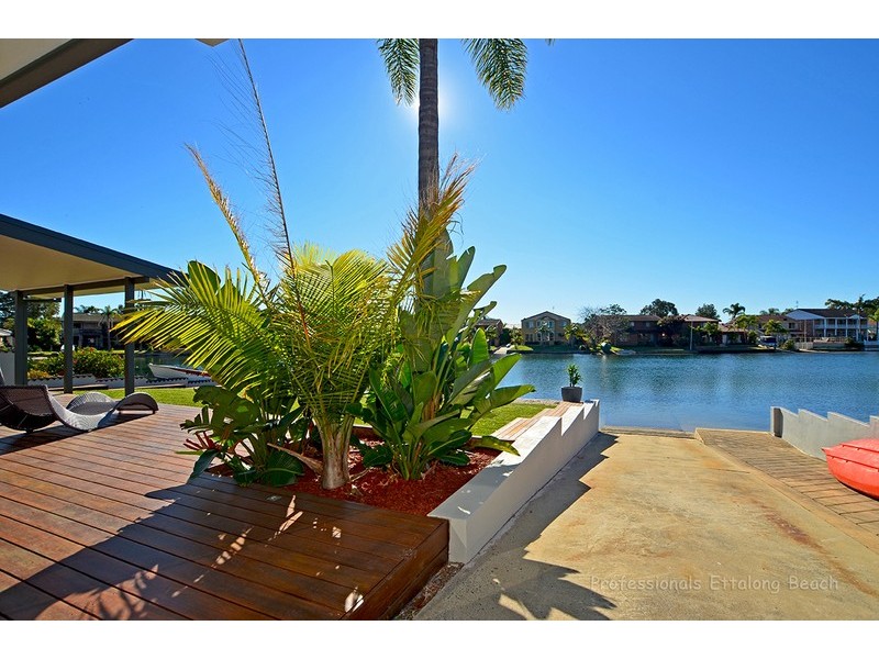 16 Cuttlefish Parade, St Huberts Island NSW 2257