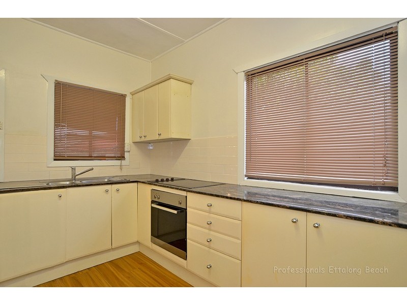 15 Trafalgar Avenue, Woy Woy NSW 2256