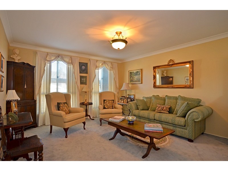 8 Salacia Close, St Huberts Island NSW 2257