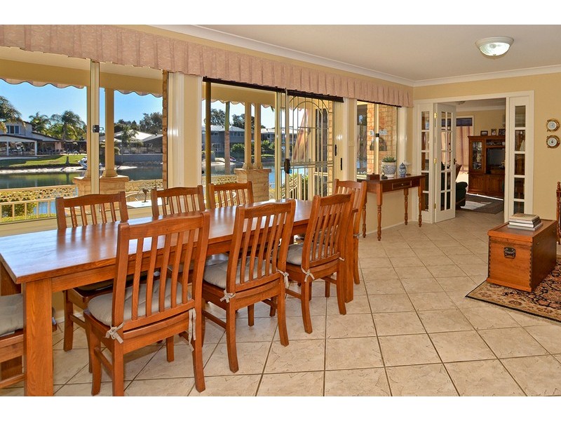 8 Salacia Close, St Huberts Island NSW 2257