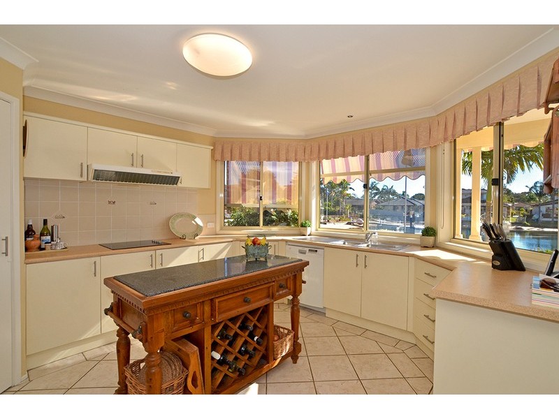 8 Salacia Close, St Huberts Island NSW 2257
