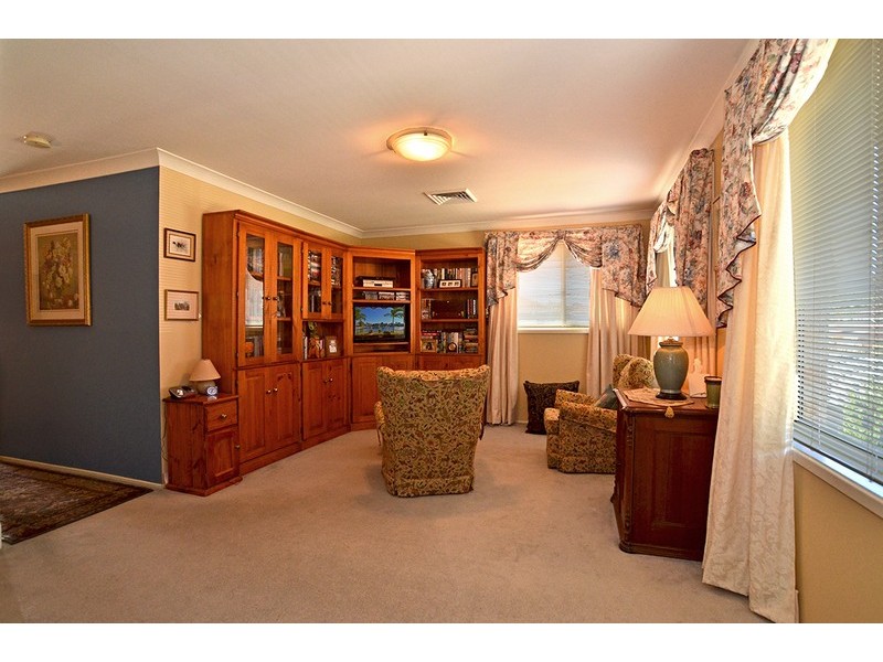 8 Salacia Close, St Huberts Island NSW 2257