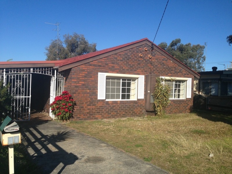 10 Sea Street, Umina Beach NSW 2257