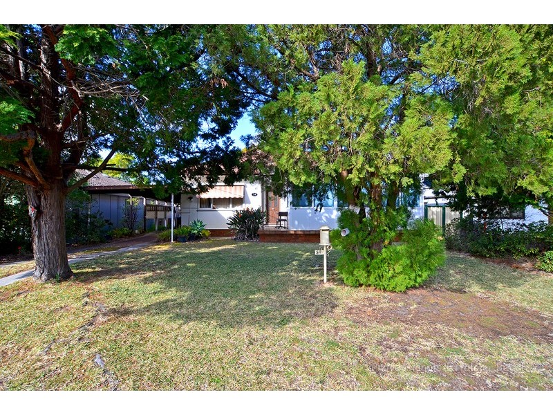 54 Moana Street, Woy Woy NSW 2256
