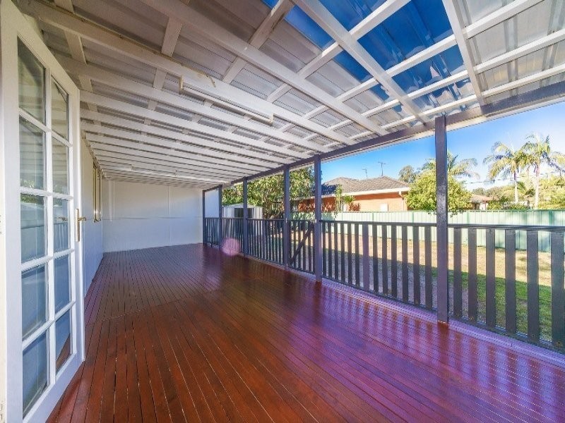 4 Veron  Road, Umina Beach NSW 2257