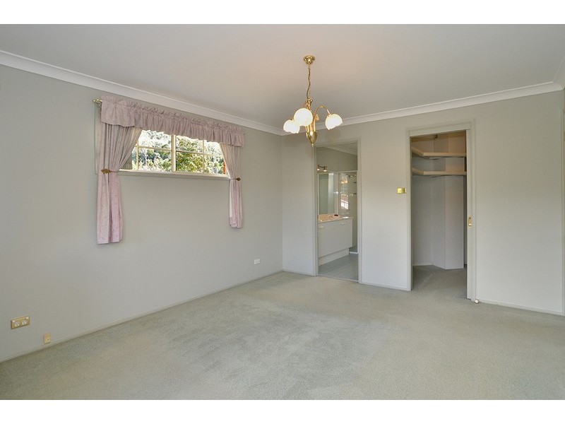 52 Singleton Road, Point Clare NSW 2250