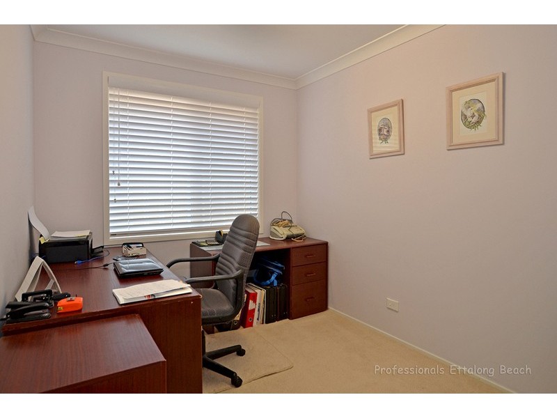 18 Lagoon  Street, Ettalong Beach NSW 2257