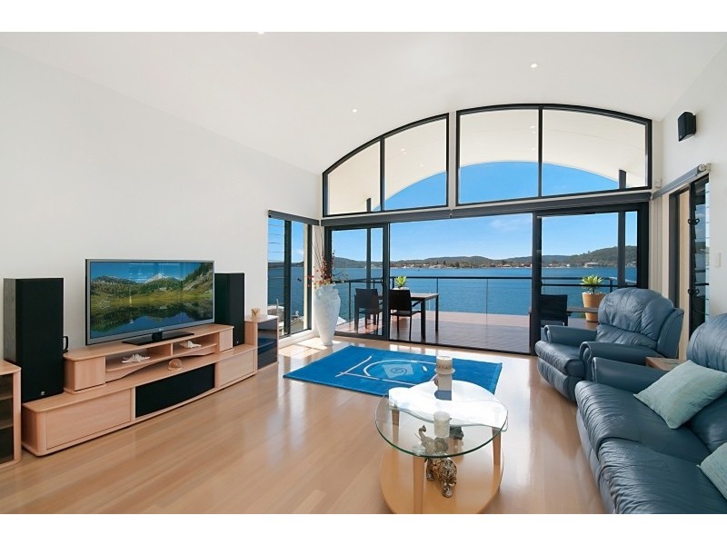 444 Orange Grove Road, Blackwall NSW 2256