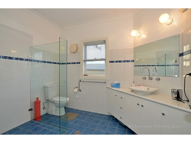28 Shelly Beach Road, Empire Bay NSW 2257