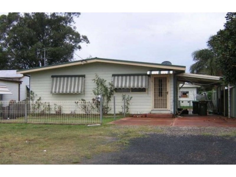 90 McEvoy Avenue, Umina Beach NSW 2257