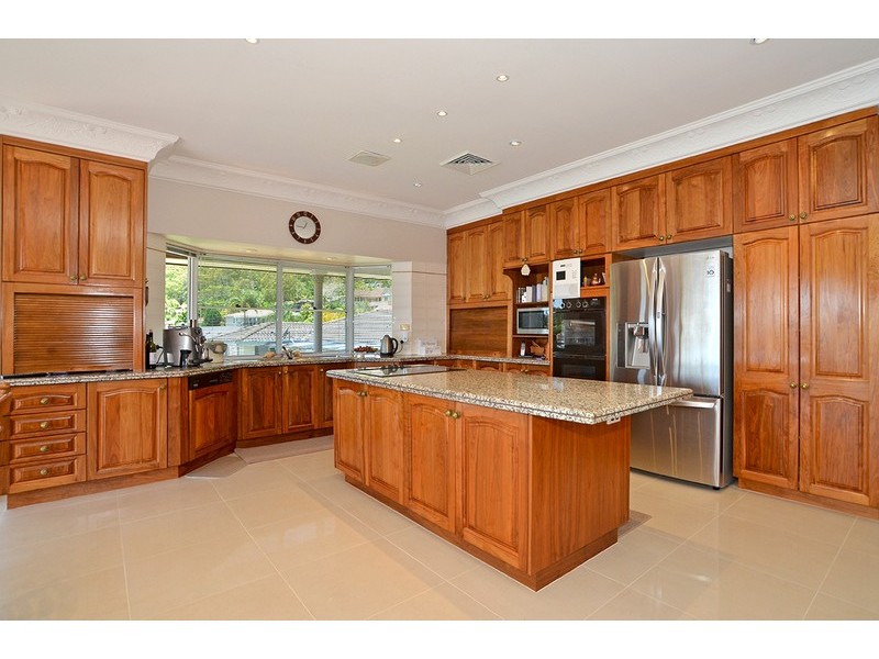 38 Daley Avenue, Daleys Point NSW 2257