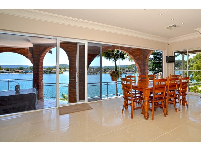 38 Daley Avenue, Daleys Point NSW 2257
