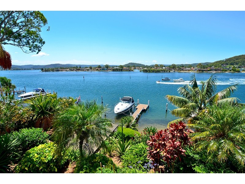 38 Daley Avenue, Daleys Point NSW 2257