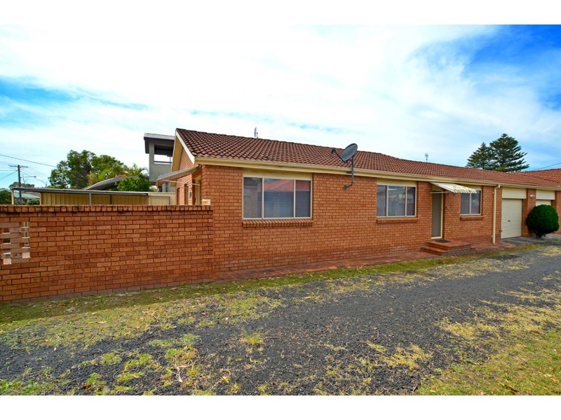 2/19 Gross Avenue, Umina Beach NSW 2257