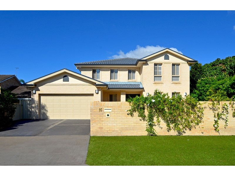 16 Helmsman Boulevard, St Huberts Island NSW 2257