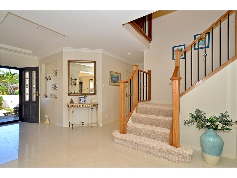 16 Helmsman Boulevard, St Huberts Island NSW 2257