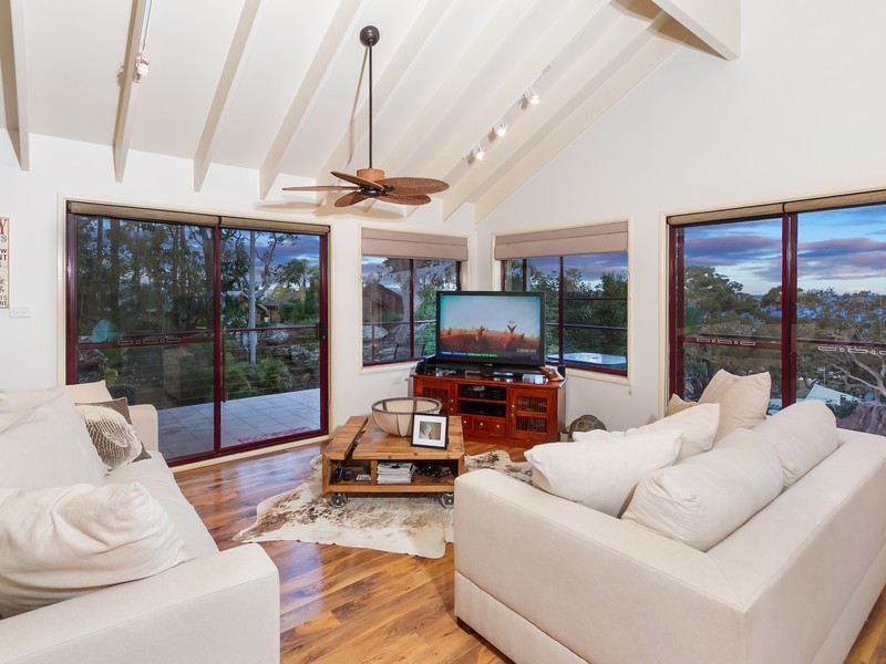 11 Castle Circuit, Umina Beach NSW 2257