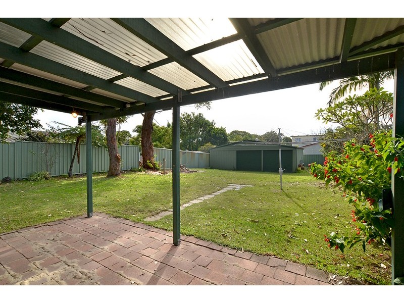 12 Balaclava Avenue, Woy Woy NSW 2256