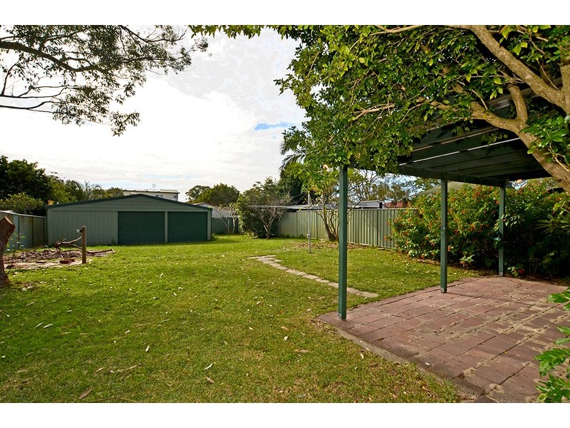 12 Balaclava Avenue, Woy Woy NSW 2256