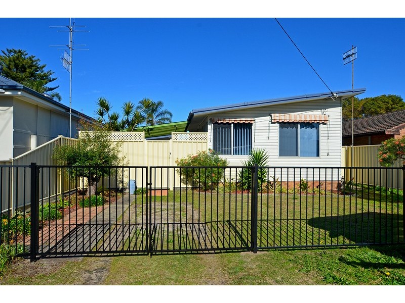 84 Uligandi Street, Ettalong Beach NSW 2257