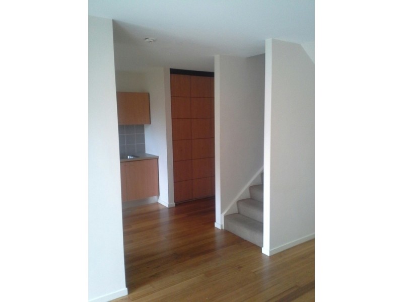 2/20 Wells Street, East Gosford NSW 2250