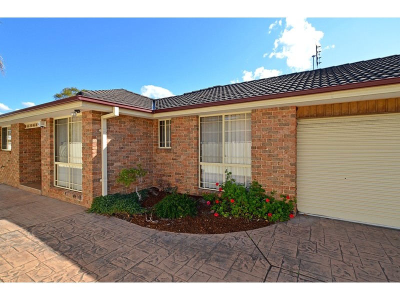 2/20 Allfield Road, Woy Woy NSW 2256