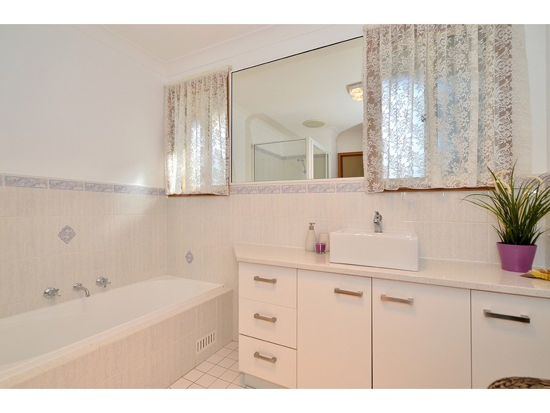 2/20 Allfield Road, Woy Woy NSW 2256