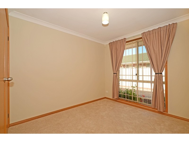 2/20 Allfield Road, Woy Woy NSW 2256