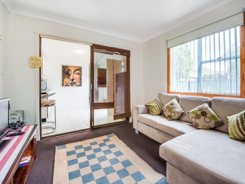 10 Veron Road, Umina Beach NSW 2257